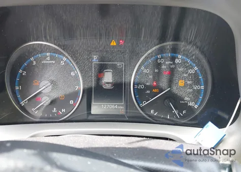 2018 Toyota Rav4 Xle z USA, uszkodzony, nr VIN 2T3WFREV2JW468861